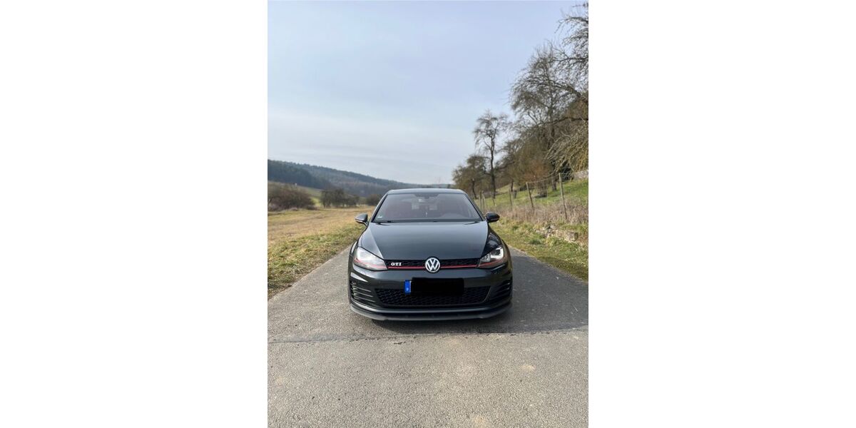 VW Golf 158.500 km 13.400 &euro; Tauberbischofsheim 97941