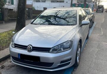VW Golf 120.000 km 8.490 &euro; Würzburg 97074