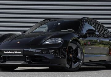 Porsche Taycan 9.900 km 133.890 &euro; Estenfeld 97230