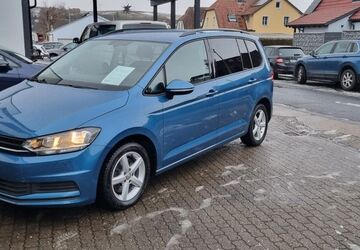 VW Touran 124.700 km 16.990 &euro; Stammheim 97509