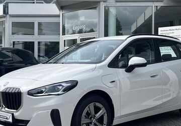 BMW 225 Active Tourer 46.944 km 27.398 &euro; Tauberbischofsheim 97941