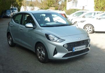 Hyundai i10 38.370 km 13.990 &euro; Estenfeld bei Würzburg 97230