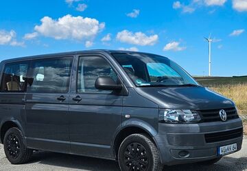 VW T5 Caravelle 285.600 km 12.400 &euro; Zellingen 97225