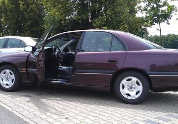 Opel Omega 303.000 km 7.999 &euro; Würzburg 97070