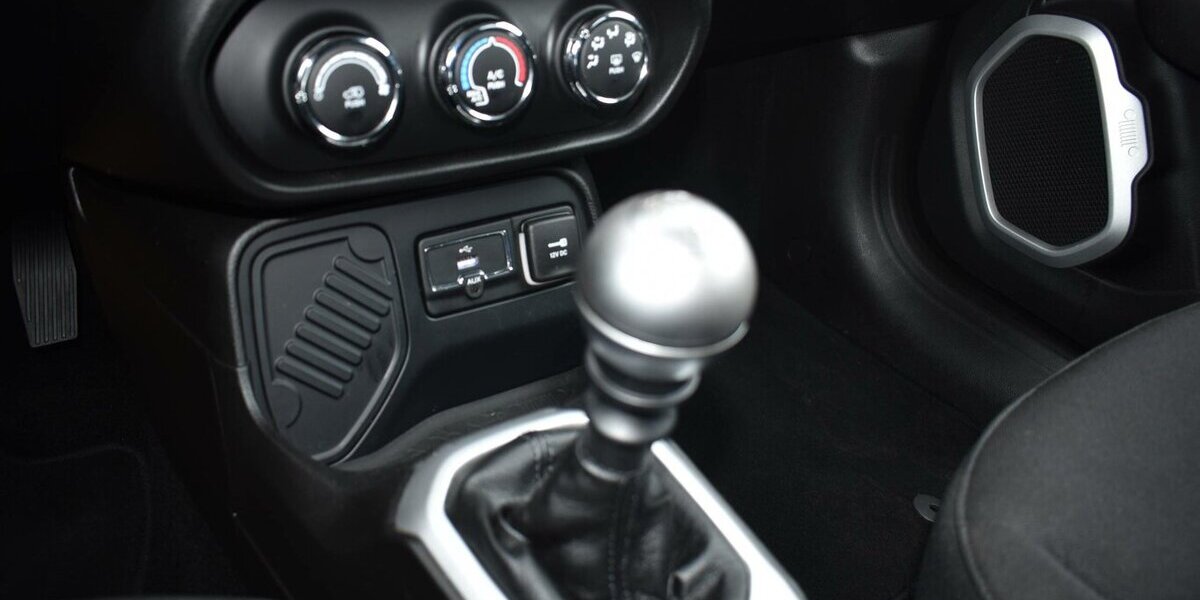 Jeep Renegade Longitude 1.4l M/T 68.595 km 12.990 &euro; Höchberg-Würzburg 97204