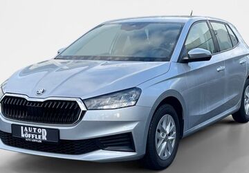 Skoda Fabia 21.266 km 17.412 &euro; Würzburg 97076