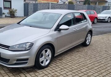 VW Golf 142.000 km 9.990 &euro; Stammheim 97509