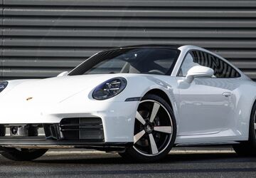 Porsche 992 8.900 km 142.890 &euro; Estenfeld 97230