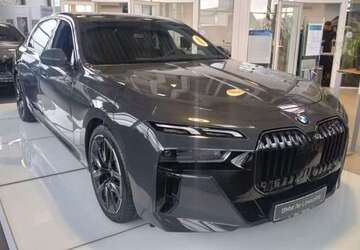 BMW 740 15.000 km 112.299 &euro; Marktsteft 97342