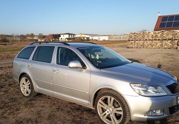 Skoda Octavia 139.000 km 7.999 &euro; Albertshofen 97320