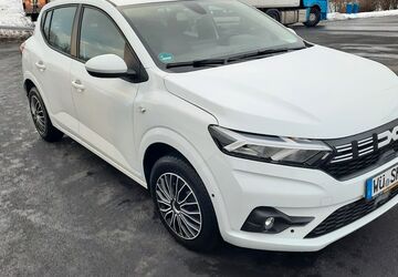 Dacia Sandero 69.000 km 12.399 &euro; Würzburg 97084