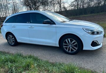 Hyundai i30 40.500 km 16.150 &euro; Rimpar 97222