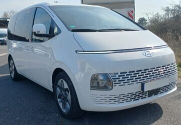 Hyundai STARIA 55.600 km 37.990 &euro; Grafenrheinfeld 97506