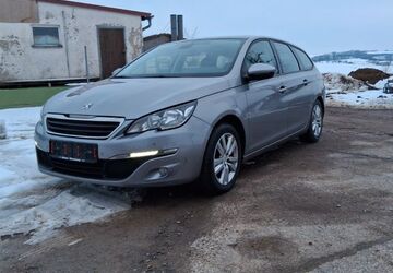 Peugeot 308 131.000 km 4.500 &euro; Würzburg 97084
