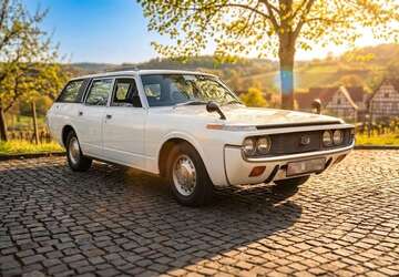 Toyota Crown 73.131 km 99.900 &euro; Retzstadt 97282