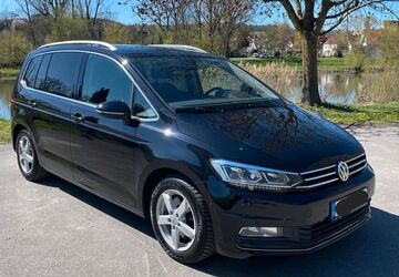 VW Touran 149.900 km 15.900 &euro; Sommerhausen 97286