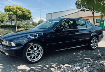 BMW 523 308.900 km 3.199 &euro; Würzburg 97082