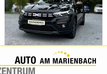 Dacia Sandero 8.390 km 17.990 &euro; Grafenrheinfeld 97506