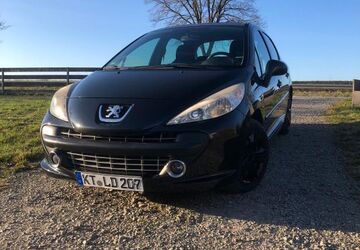 Peugeot 207 203.240 km 1.200 &euro; Volkach 97332