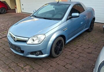 Opel Tigra 208.000 km 1.500 &euro; Urspringen 97857