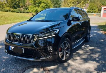 Kia Sorento 88.000 km 31.313 &euro; Gerbrunn 97218