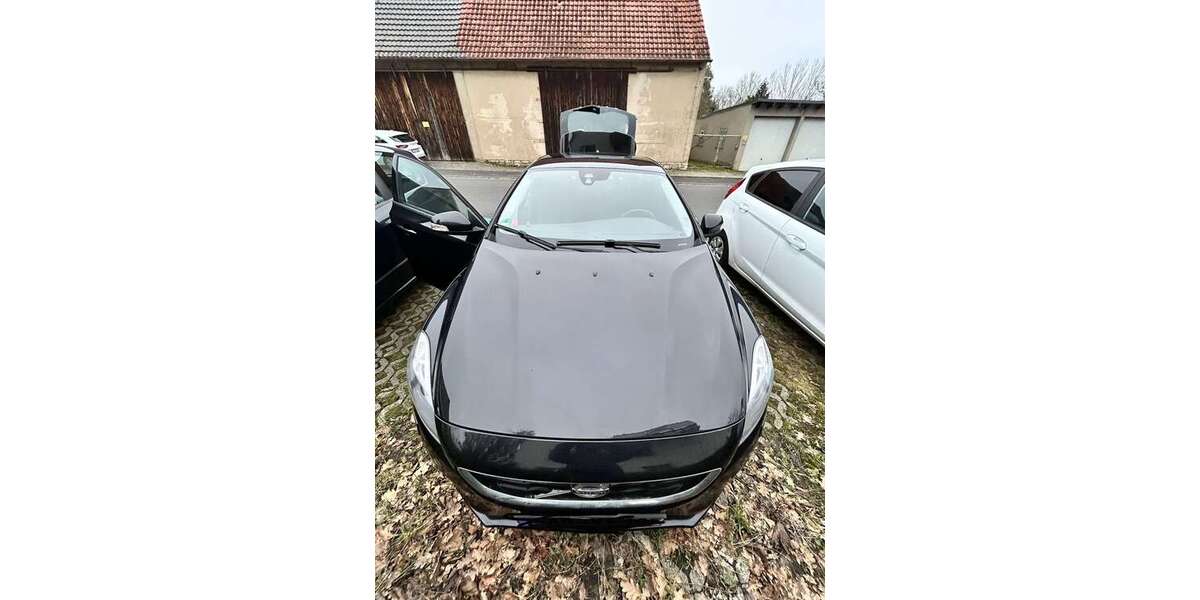 Volvo V40 144.378 km 4.999 &euro; Sulzfeld am Main 97320