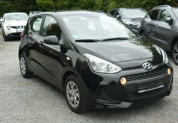 Hyundai i10 12.166 km 11.990 &euro; Estenfeld bei Würzburg 97230
