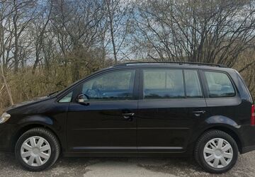 VW Touran 265.000 km 3.930 &euro; Würzburg 97084