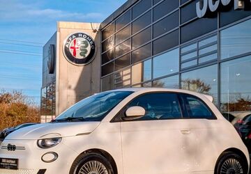 Fiat 500e 22.813 km 19.990 &euro; Würzburg 97076