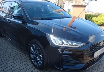 Ford Focus 24.694 km 22.990 &euro; Tauberbischofsheim 97941