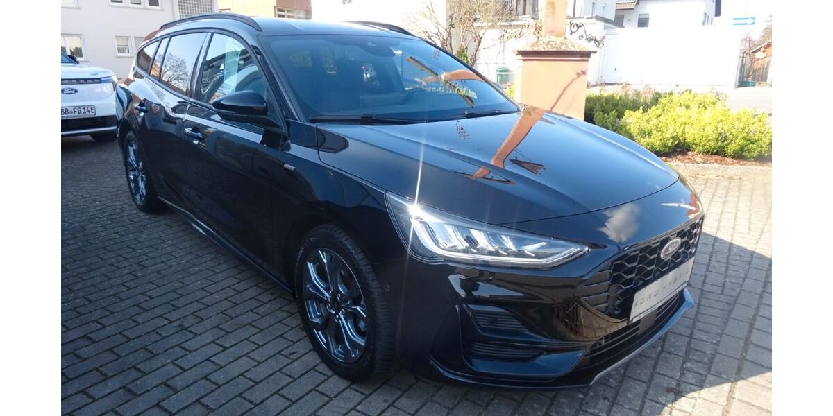 Ford Focus 24.694 km 22.990 &euro; Tauberbischofsheim 97941