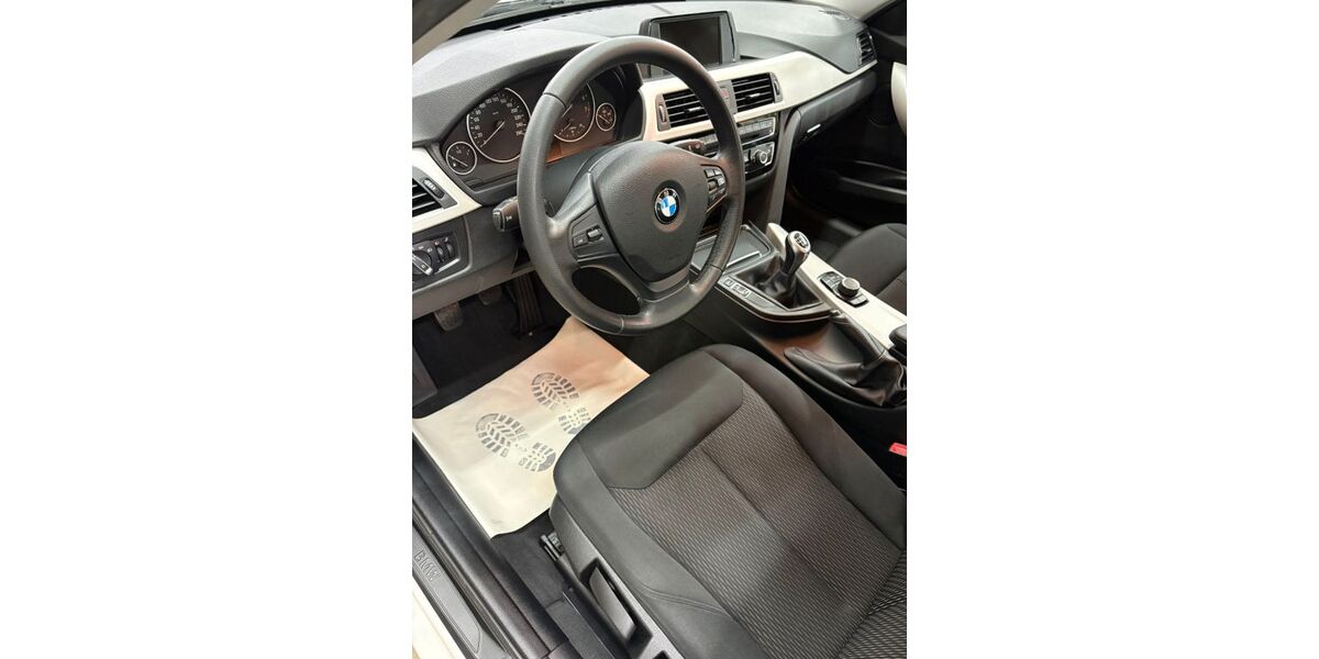 BMW 318 146.000 km 11.200 &euro; Würzburg 97072