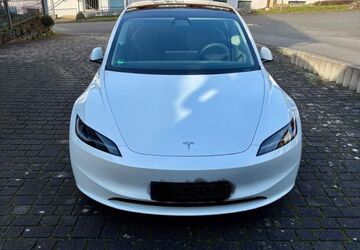 Tesla Model 3 36.500 km 32.500 &euro; Kitzingen 97318