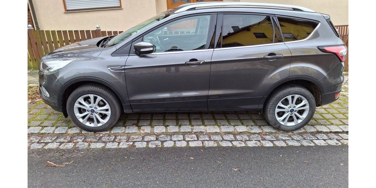 Ford Kuga 88.000 km 11.500 &euro; Biebelried 97318