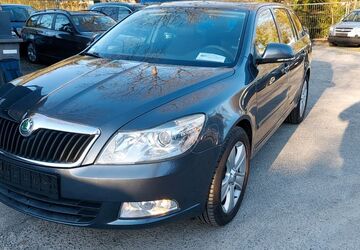 Skoda Octavia 98.800 km 7.999 &euro; Würzburg 97082