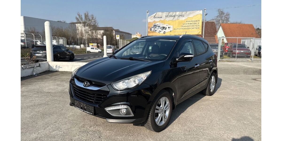 Hyundai ix35 136.452 km 8.990 &euro; Würzburg 97076