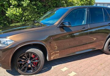 BMW X5 M50 176.000 km 26.900 &euro; Prichsenstadt 97357
