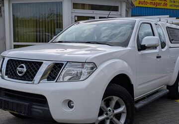 Nissan Navara 81.836 km 17.850 &euro; Würzburg 97078