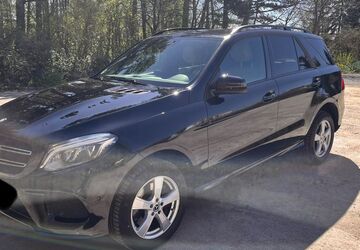 Mercedes-Benz GLE 350 93.000 km 31.900 &euro; Würzburg 97082