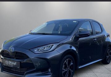 Toyota Yaris 1.500 km 23.990 &euro; Würzburg 97076