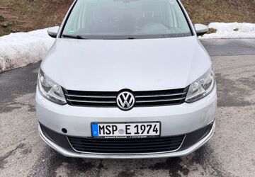 VW Touran 248.000 km 4.490 &euro; Karlstadt 97753