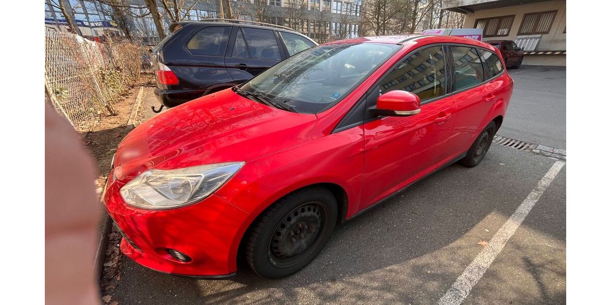 Ford Focus 185.655 km 2.800 &euro; Wenkheim 97956