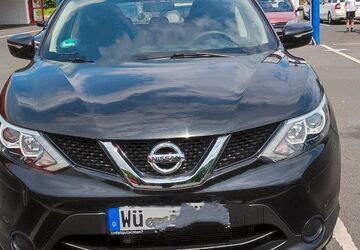 Nissan Qashqai 136.000 km 10.199 &euro; würzburg 97070