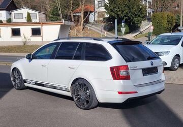 Skoda Octavia 106.000 km 12.900 &euro; Sommerhausen 97286