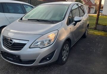 Opel Meriva 142.200 km 3.890 &euro; Arnstein-Heugrumbach 97450
