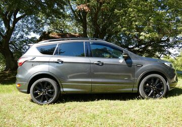Ford Kuga 120.000 km 17.100 &euro; Böttigheim 97277