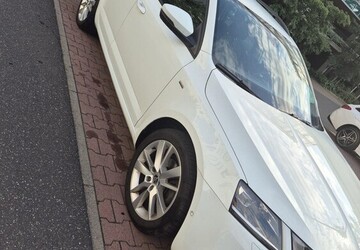 Skoda Octavia 135.000 km 13.500 &euro; Würzburg 97070
