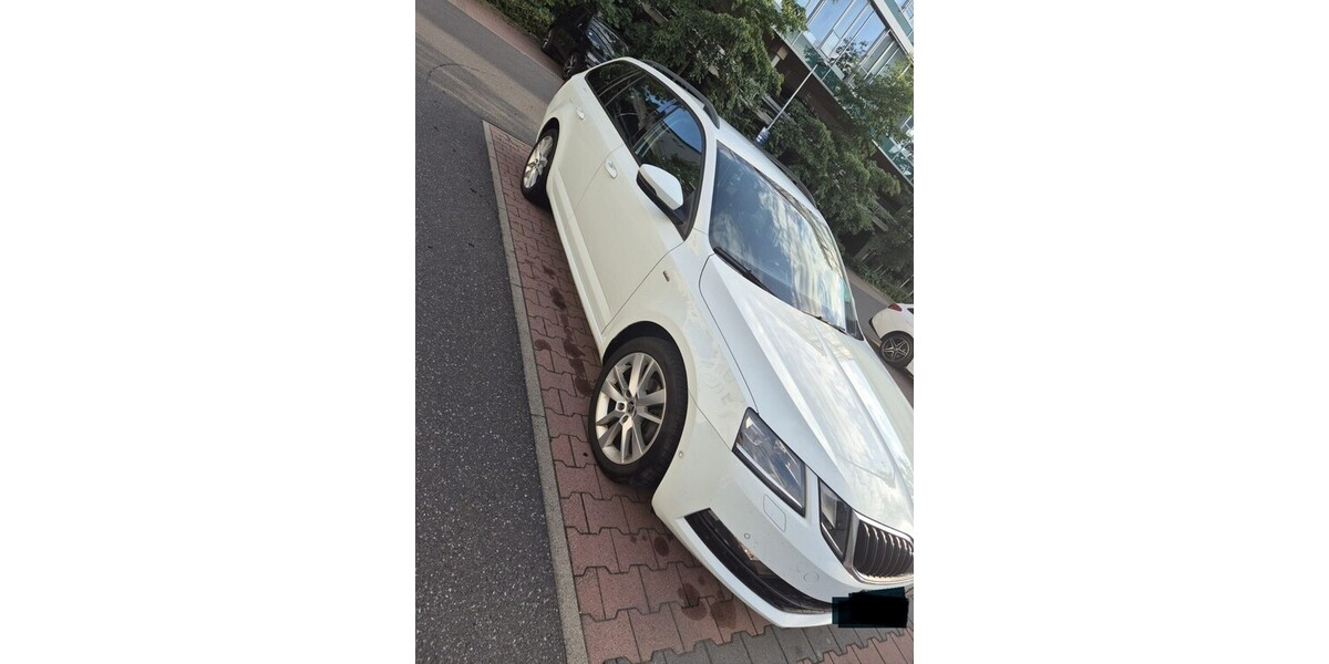 Skoda Octavia 135.000 km 13.500 &euro; Würzburg 97070