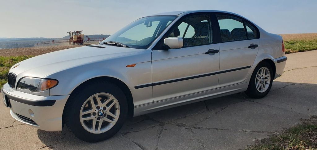 BMW 318 245.923 km 3.500 &euro; Waldbüttelbrunn 97297