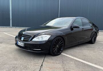 Mercedes-Benz S 350 217.000 km 15.890 &euro; Würzburg-Veitshöchheim 97209